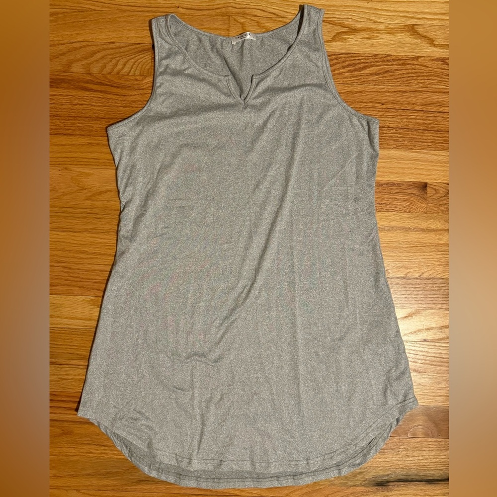Ekouaer size large nightgown